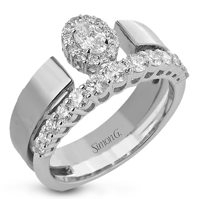 Adjustable Women's Diamond Rings with a Flexible Band for a Comfortable and Custom FitRight Hand Ring in 18k Gold with Diamonds Adjustable Women's Diamond Rings with a Flexible Band for a Comfortable and Custom FitRight Hand Ring in 18k Gold with Diamonds
