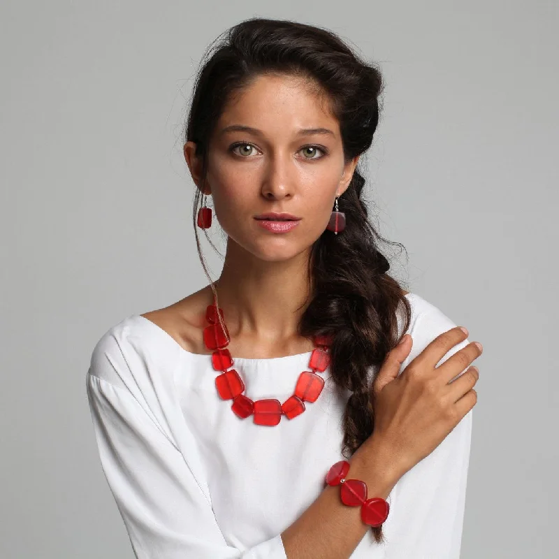 Pearl - Adorned Bangle Bracelets with Delicate Silver ChainsKahlo Resin Necklace