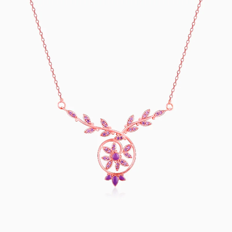 Braided Hemp Rope Necklace with a Seashell Pendant for Summer BeachgoersRose Gold French Beauty Necklace Braided Hemp Rope Necklace with a Seashell Pendant for Summer BeachgoersRose Gold French Beauty Necklace